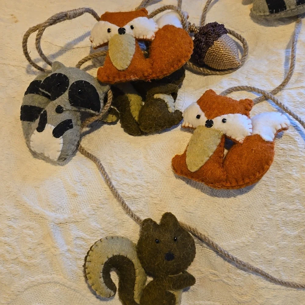 Thanksgiving Farmhouse Rachel Ashwell Felt Forest Animals Garland Banner NWT